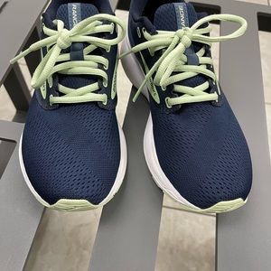 Brooks Range running Shoes